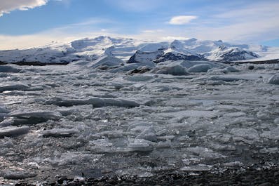 Icebergs floating on Jökulsárlón glacier lagoon.