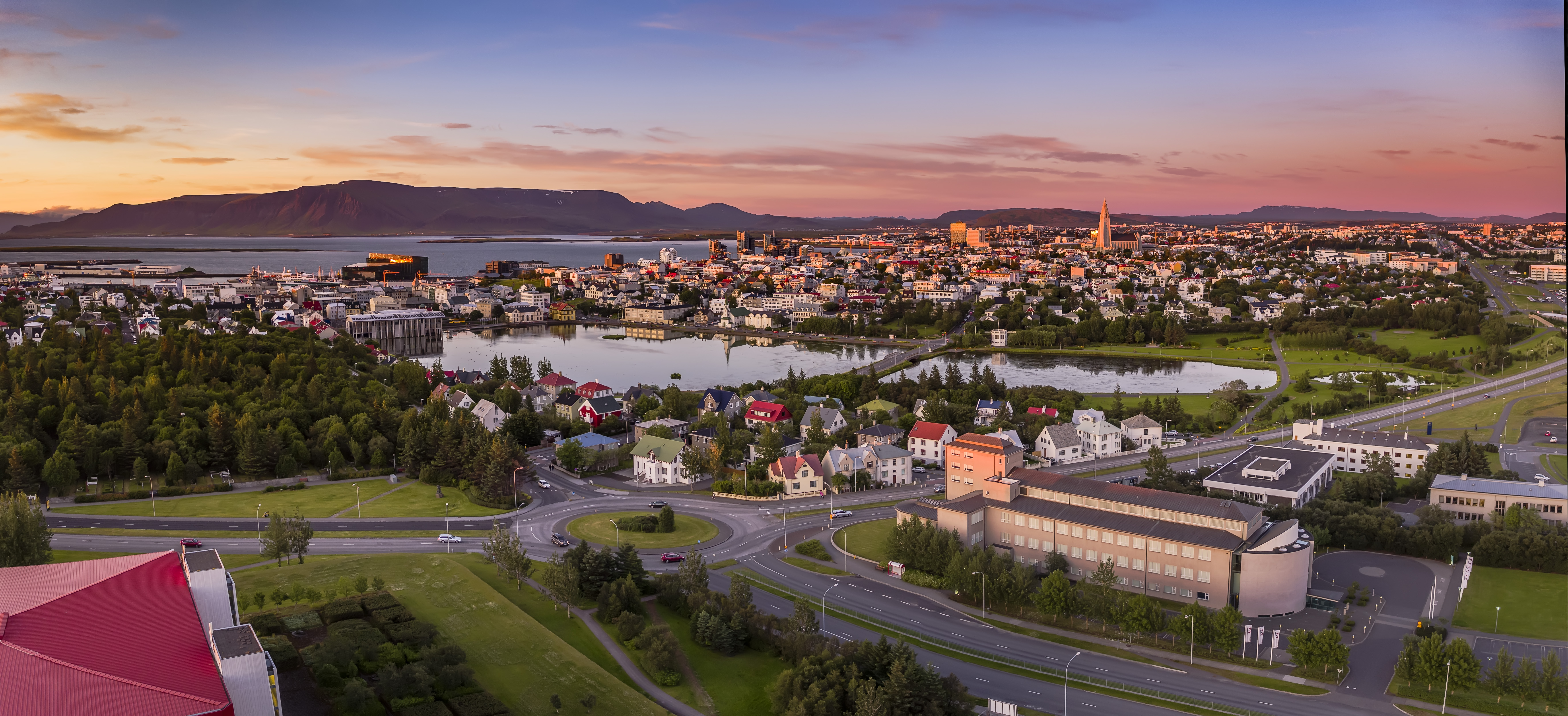 Explore the city of Reykjavík with a 24-Hour City Card.