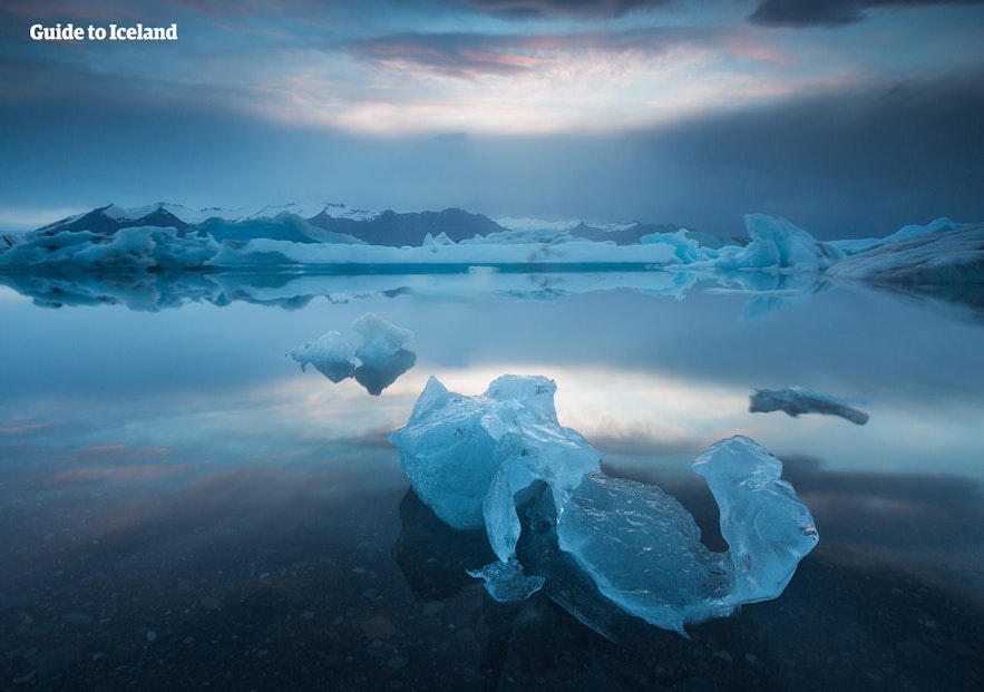 冰島夏天的傑古沙龍冰河湖