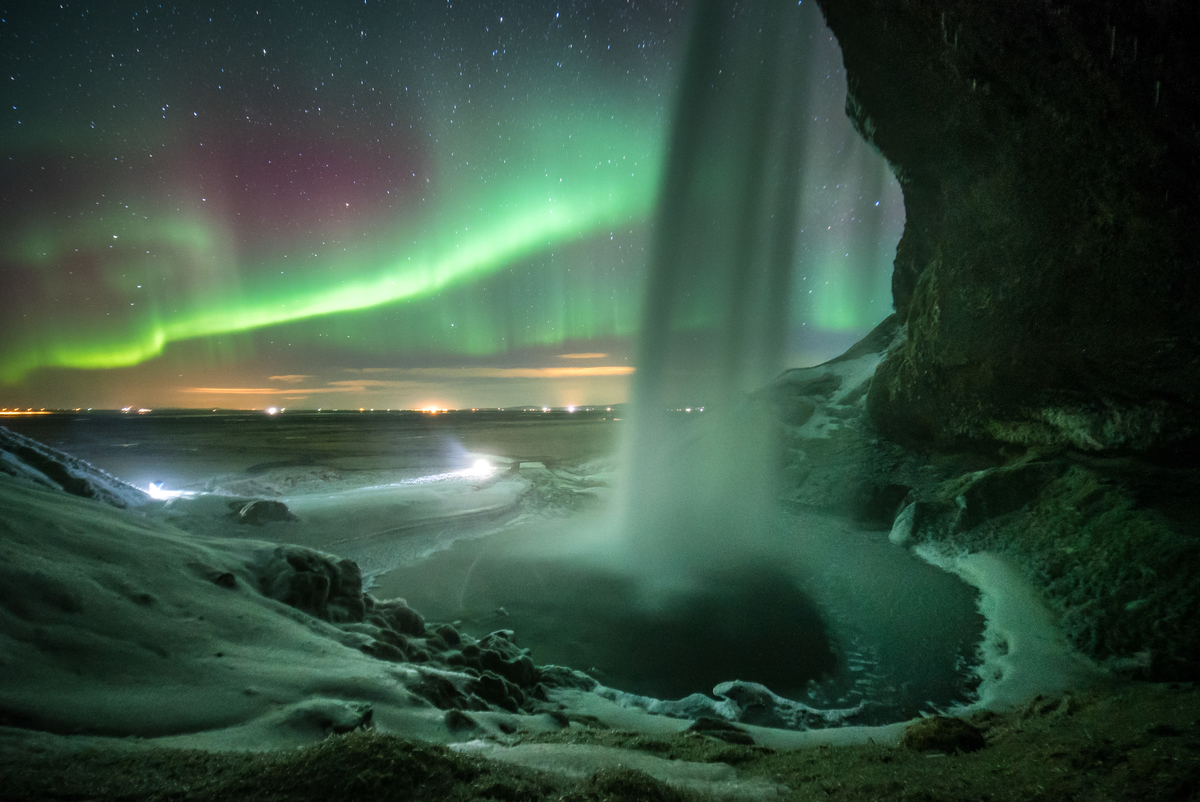 Magical 4-Hour Aurora Museum And Northern Lights Minibus Tour From ...