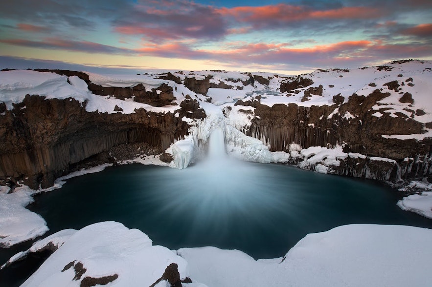 Aldeyjarfoss jest uważany za jeden z najbardziej „fotogenicznych” wodospadów Islandii.