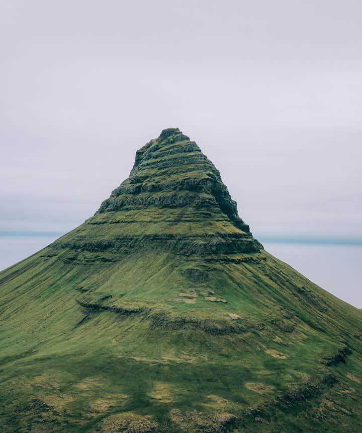  冰島教會山