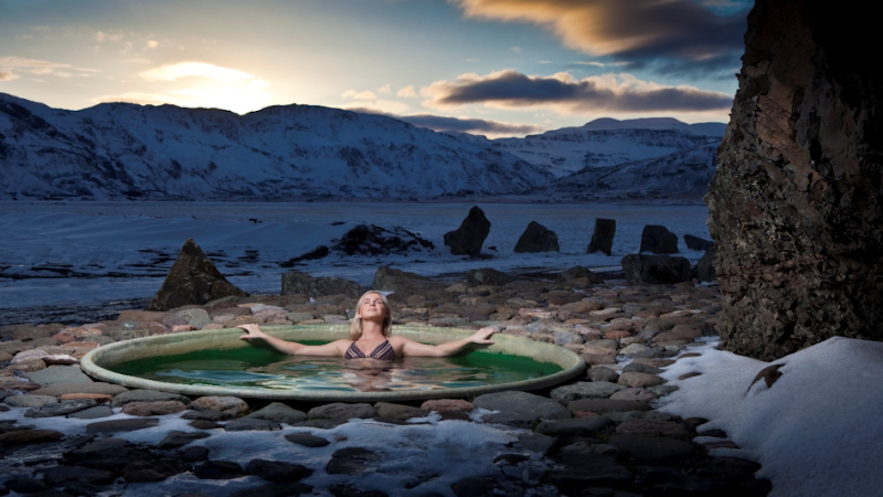 아이슬란드 동부 호프펠 자쿠지의 아름다운 풍경