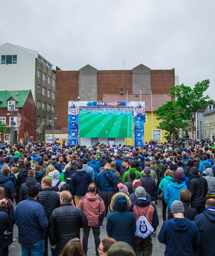A large crowd gathering at Ingólfstorg square to watch Iceland vs Nigeria at the World Cup
