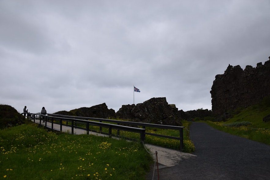 シングヴェトリル国立公園にあるアイスランド国旗その２