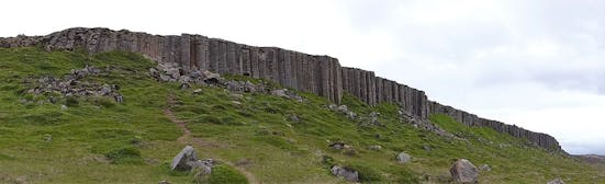 Gerðuberg玄武岩石壁