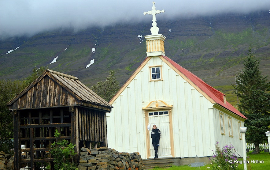 Regína at Möðruvallakirkja church