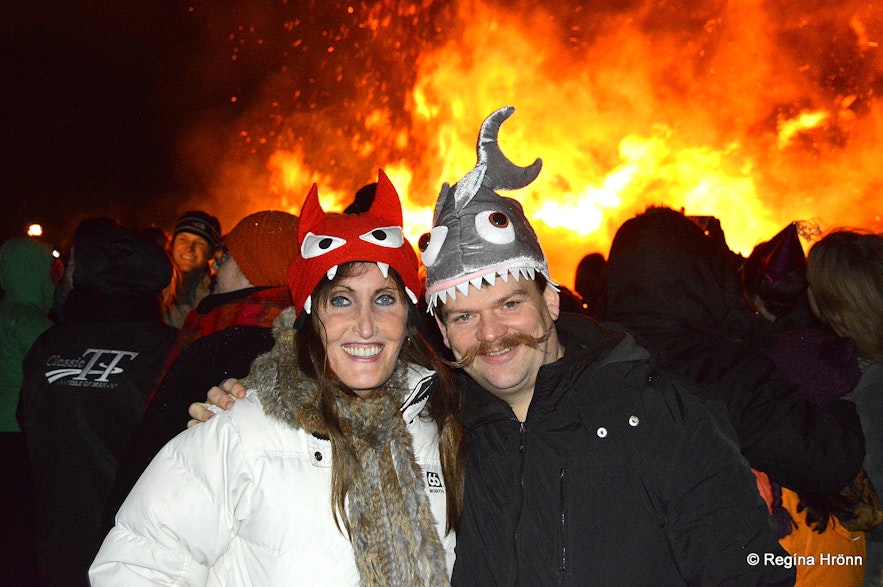 Regína and her husband at the bonfire at Ægisíða