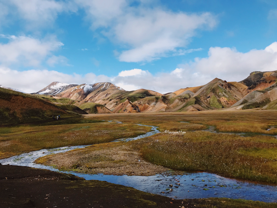 在冰島彩色火山遠足