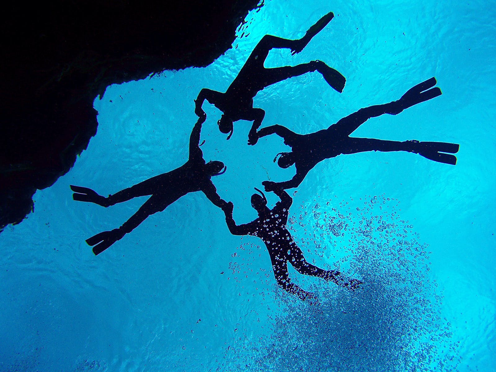 Feel weightless as you float in Silfra fissure on your snorkelling tour.