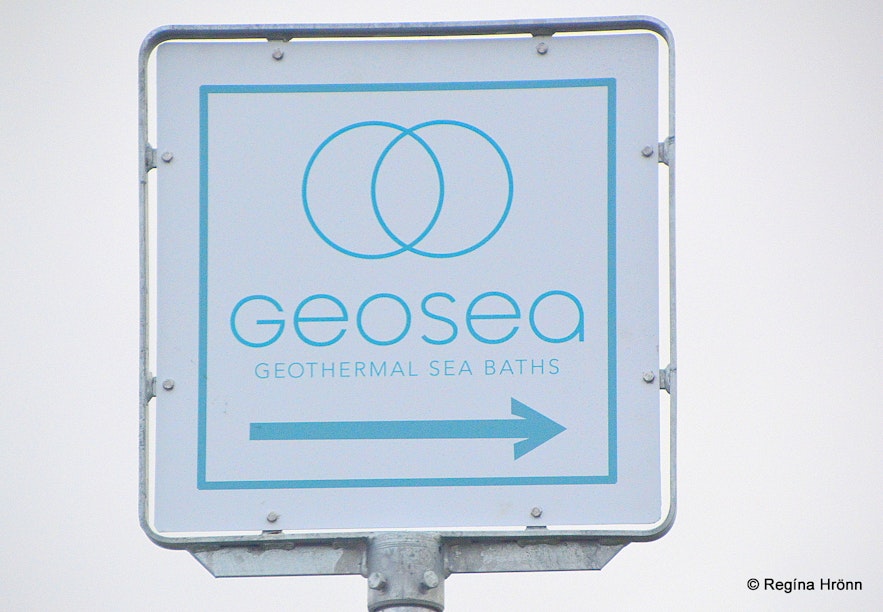 The sign pointing to Geosea Geothermal Sea baths