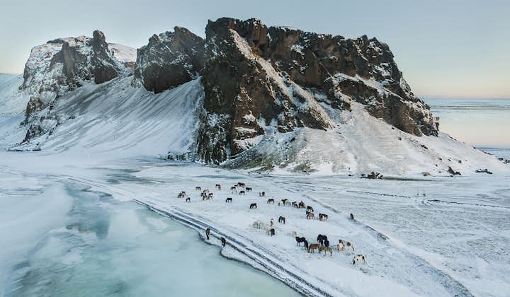 冬季来冰岛，可以看到千里冰封的极致美景