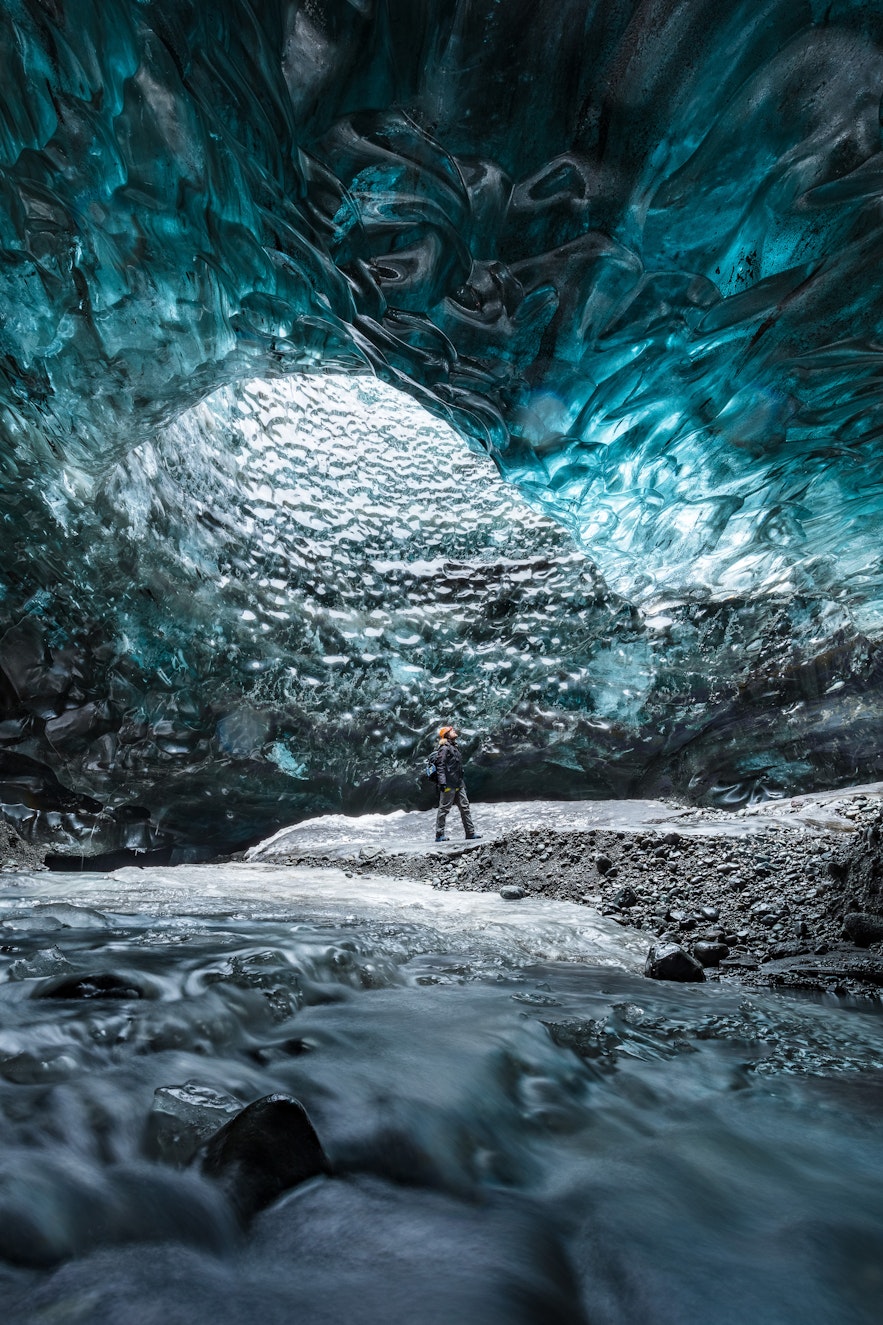 Guide to Ice Caves and How to Photograph Them