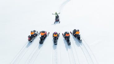 A experienced guide will accompany you in this Langjokull glacier snowmobiling tour.