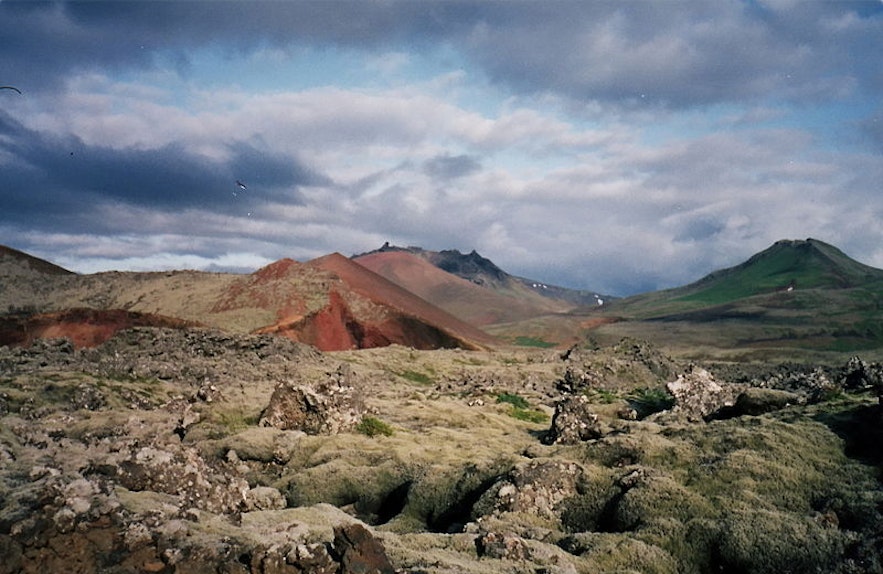 冰岛西部斯奈山半岛的Beserkjahraun熔岩原与冰岛萨迦传说有着不解的渊源