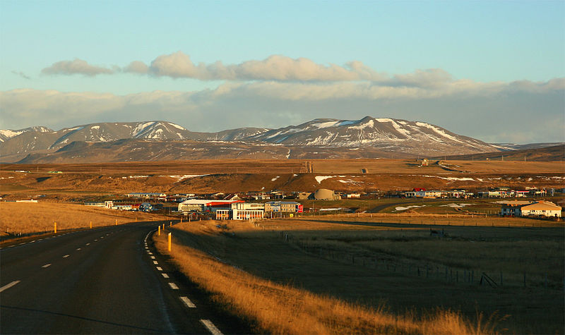 布伦迪欧斯是冰岛北部的一座可爱小镇