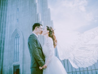 婚礼策划安排服务｜来冰岛旅行结婚，举办一场浪漫的教堂婚礼