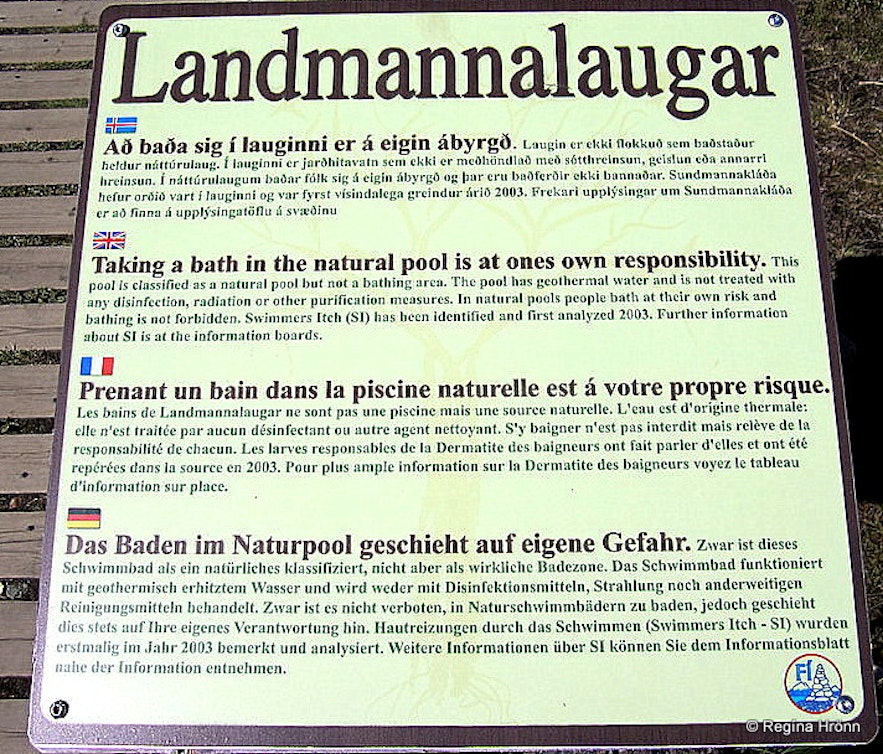 The information warning sign in Landmannalaugar