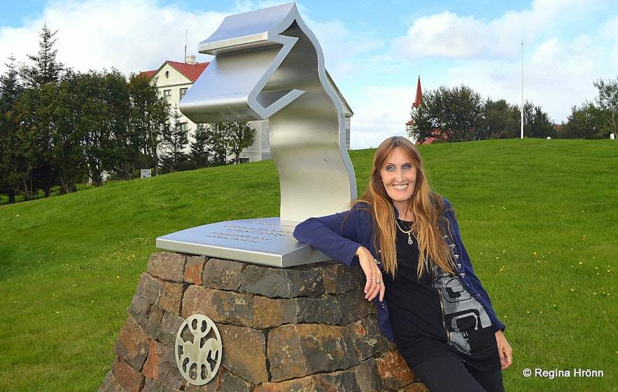 Regína my the monument Eiðfaxi at Hvanneyri West-Iceland