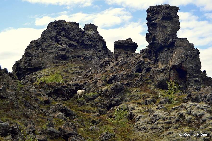 冰岛北部钻石圈景区的黑暗城堡熔岩群