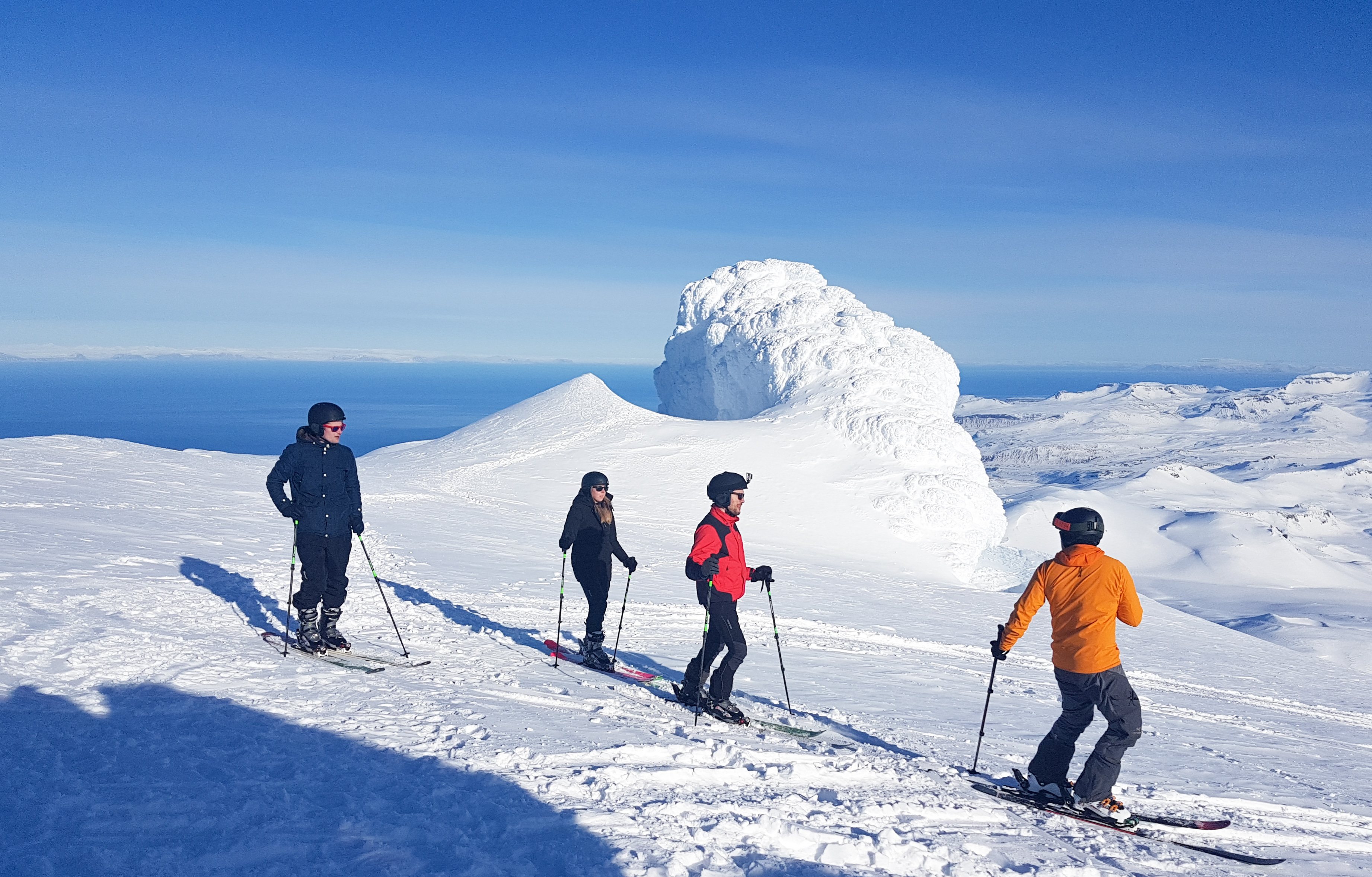 snowcat tour on snaefellsjokull glacier