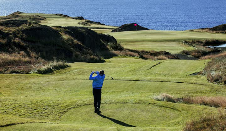 Views of the North Atlantic Ocean make golfing in Iceland a unique experience.