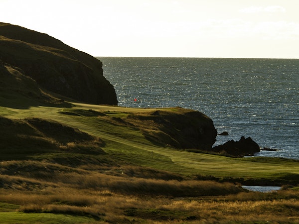 Golf in Iceland - Midnight Golf