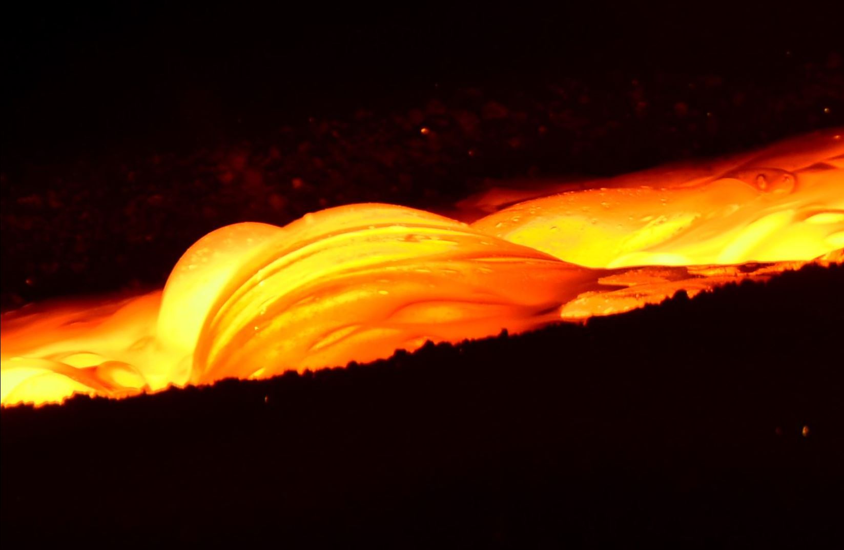 Icelandic Lava Show Spectacle de lave  en fusion   Vik