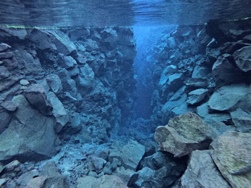 Silfra Fissure Apnea Freedive Dive Between The Continents 
