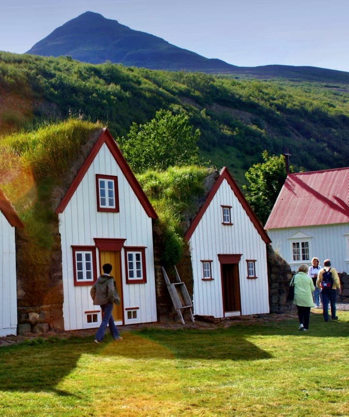 8 Must-See Destinations in North Iceland