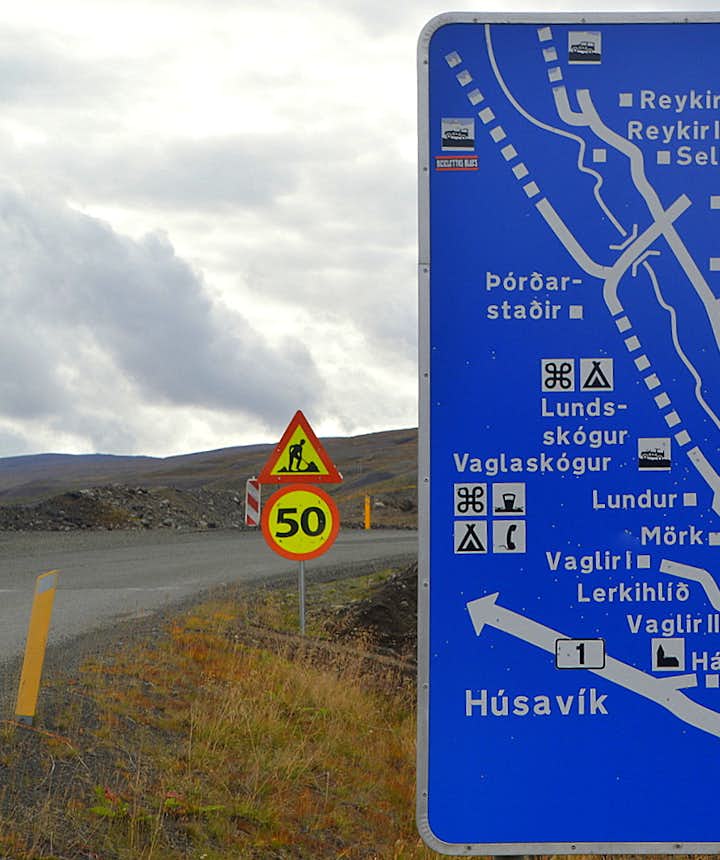 The Fnjóskadalur road sign