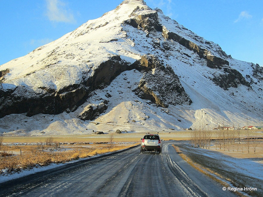 Driving in snow in Iceland