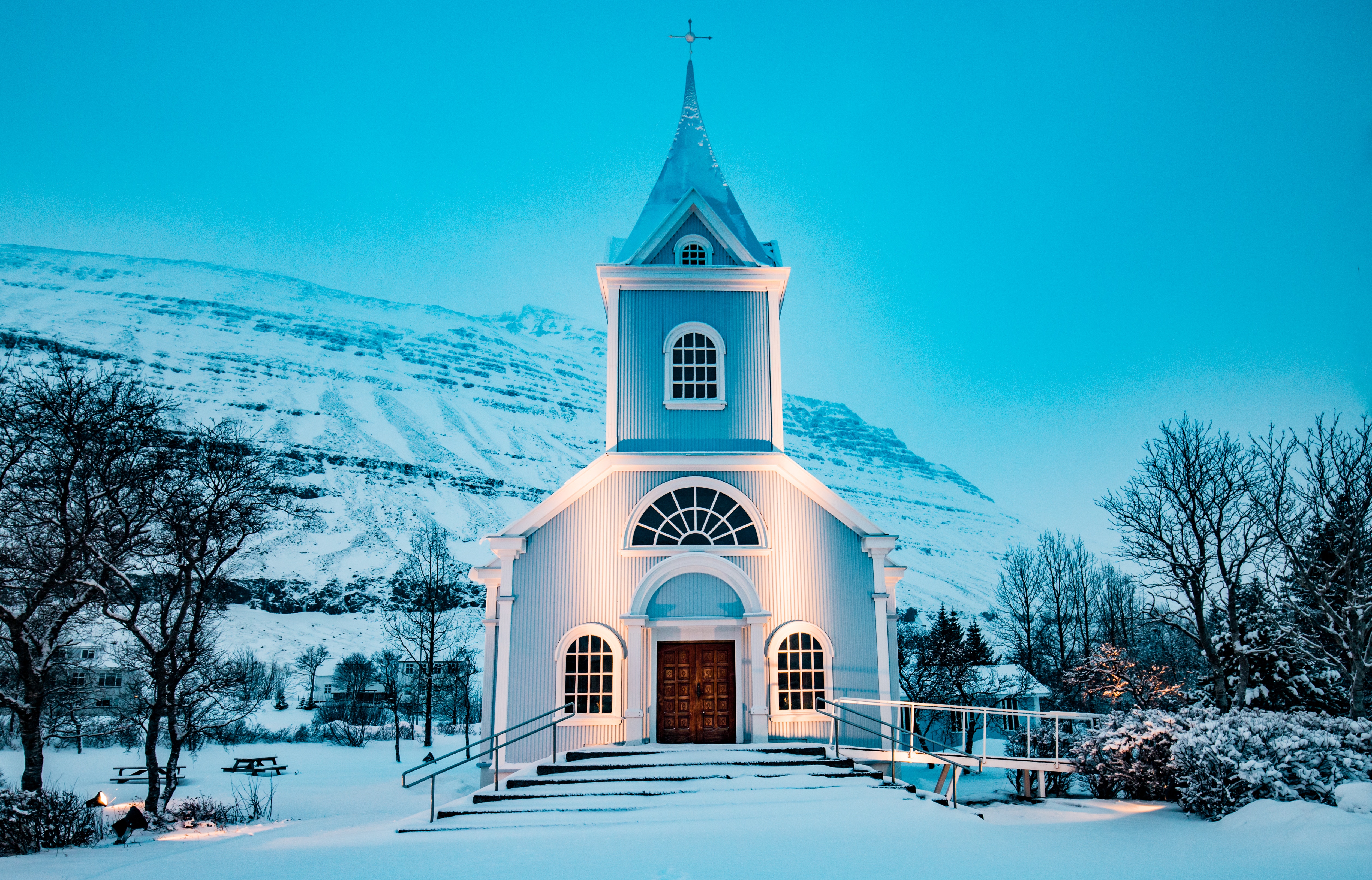 冰岛最美的8个小镇丨景点、游览推荐| Guide to Iceland