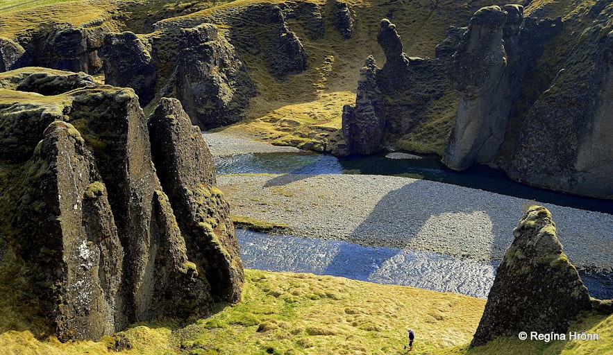  Fjaðrárgljúfur Canyon in South-Iceland