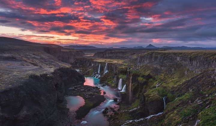 Extreme 13 Day Photography Workshop in the Highlands of Iceland