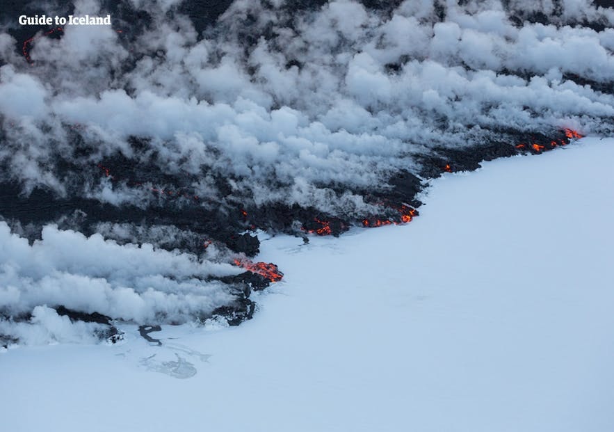 Wenn Lava unter dem Eis hervortritt, richtet die Aschewolke viel größeren Schaden an.