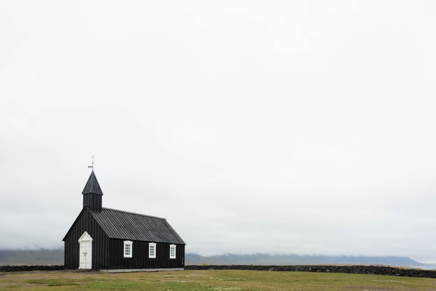 冰島斯奈山半島黑教堂