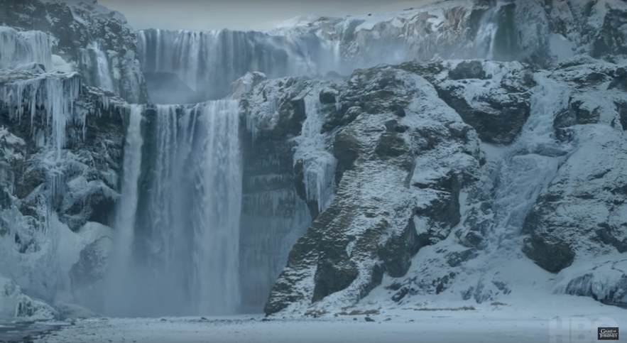琼恩雪诺在权力游戏第八季骑着龙到达的地方——冰岛斯科加瀑布Skogafoss