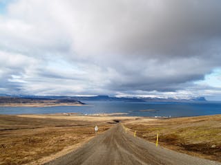 Conduce por Islandia y pasa las mejores vacaciones