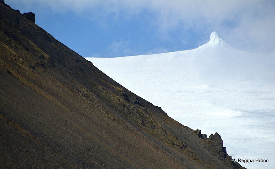 Mt. Stapafell and Snæfellsjökull glacier