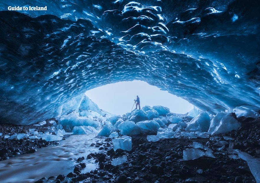 Vatnajokull glacier has some truly stunning ice caves