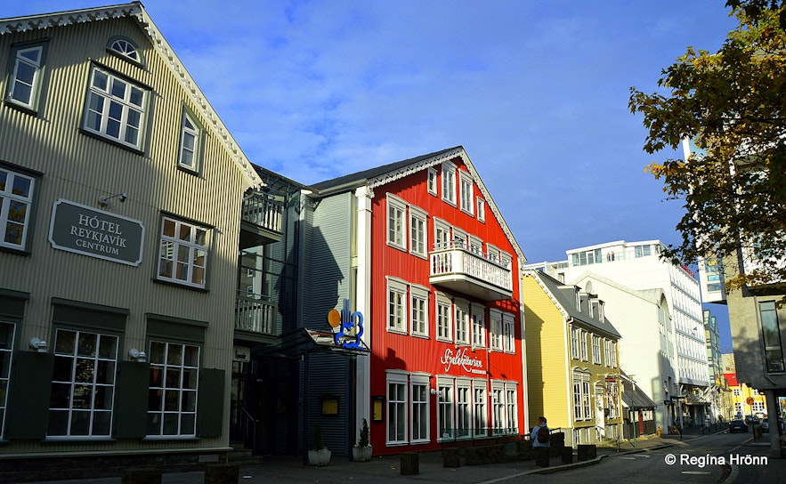 Aðalstræti street, the oldest street in Reykjavík