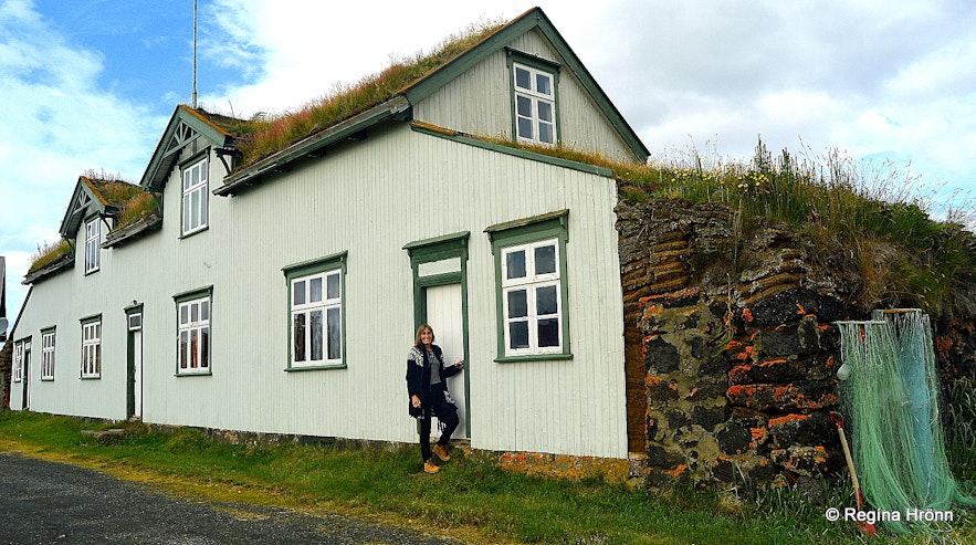 The Majestic Grænavatn Turf House at Mývatn