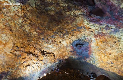 Thríhnúkagígur è una camera vulcanica magmatica accessibile in estate che potrebbe contenere facilmente delle strutture enormi come la Statua della Libertà.