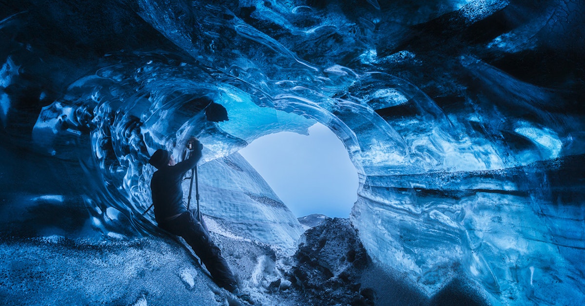 氷の洞窟ツアー