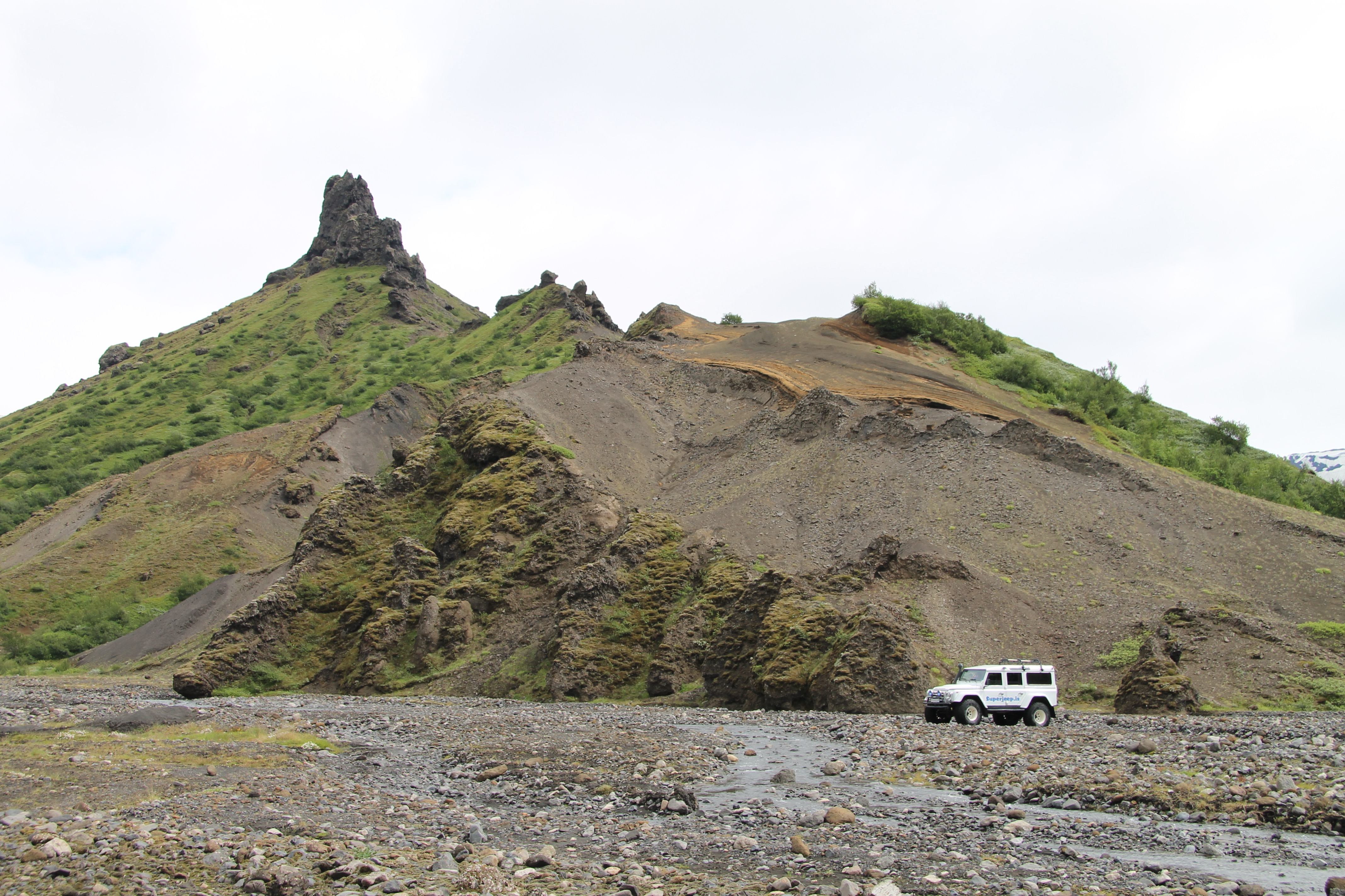 Private 9-Hour Super Jeep Tour Of The Thorsmork Valley ...