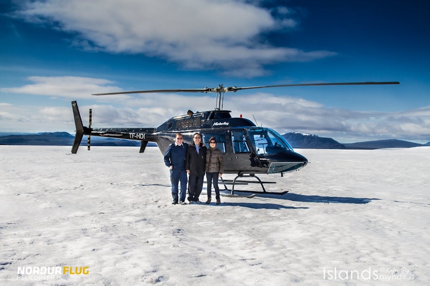 冰岛直升机旅行团