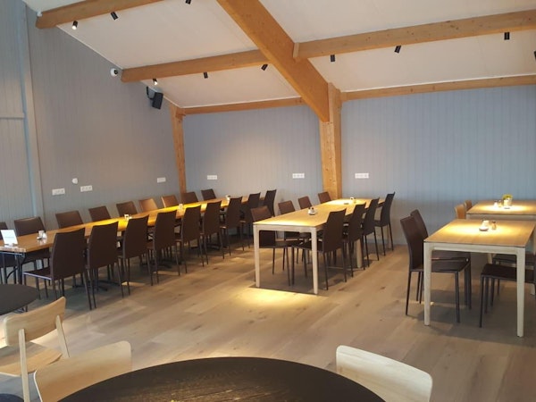 One of the spacious areas in Hotel Katla where guests can dine.