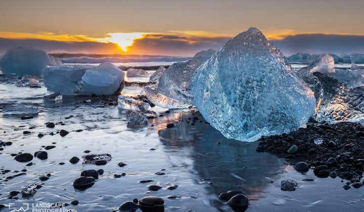 Ice sitting on the shores of Jokulsarlon Glacier Lagoon in the east of Iceland