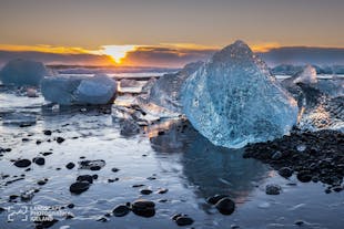 Ice sitting on the shores of Jokulsarlon Glacier Lagoon in the east of Iceland